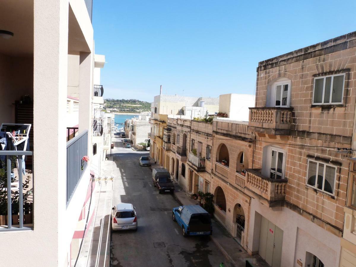 Claire'S Court Apartamento Marsaxlokk Exterior foto