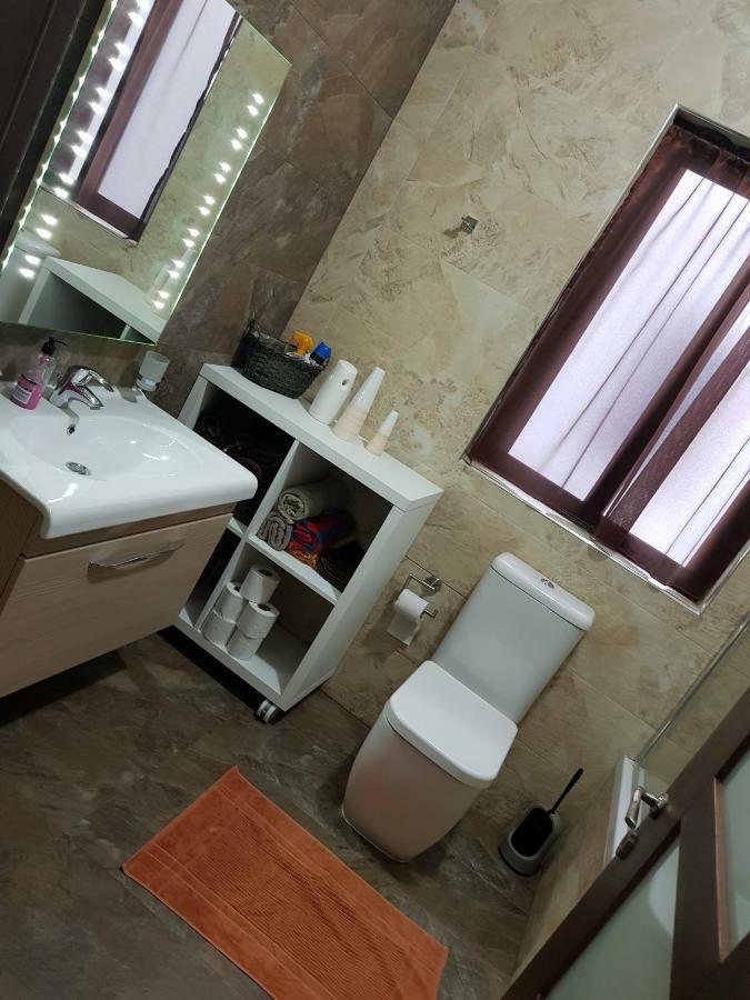 Claire'S Court Apartamento Marsaxlokk Exterior foto